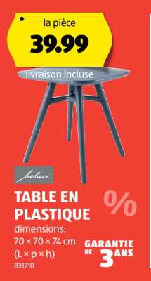 TABLE EN PLASTIQUE