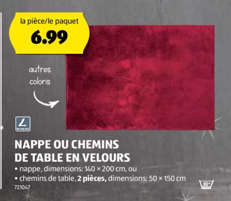 NAPPE OU CHEMINS DE TABLE EN VELOURS