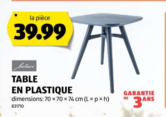 TABLE EN PLASTIQUE