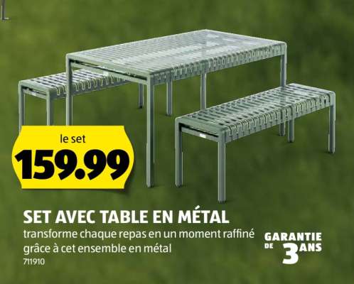 SET AVEC TABLE EN MÉTAL